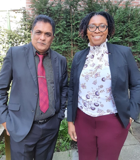 Rechter Anandkoemar Charan en deken van de Surinaamse Orde van Advocaten Elleson M. Fraenk. Rechter Anandkoemar Charan en deken van de Surinaamse Orde van Advocaten Elleson M. Fraenk.